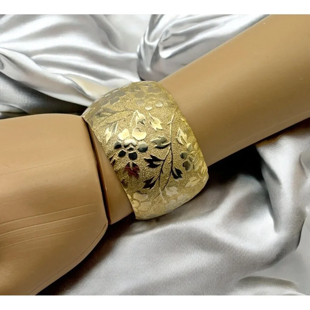 Vintage Wide Cuff Bracelet Floral Gold Tone Ornate Embossed Costume Jewelry - Picture 1 of 9